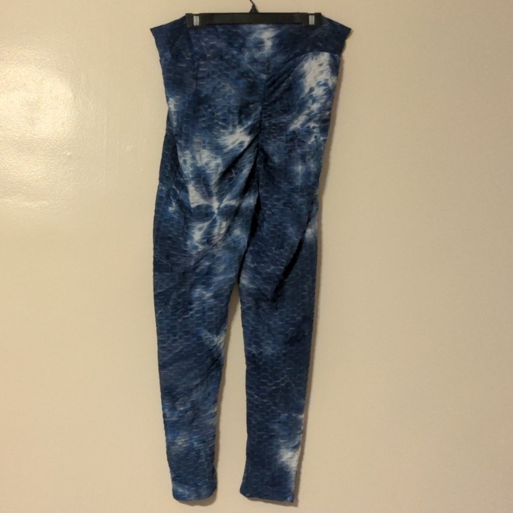Ruby and lace women's stretchy leggings